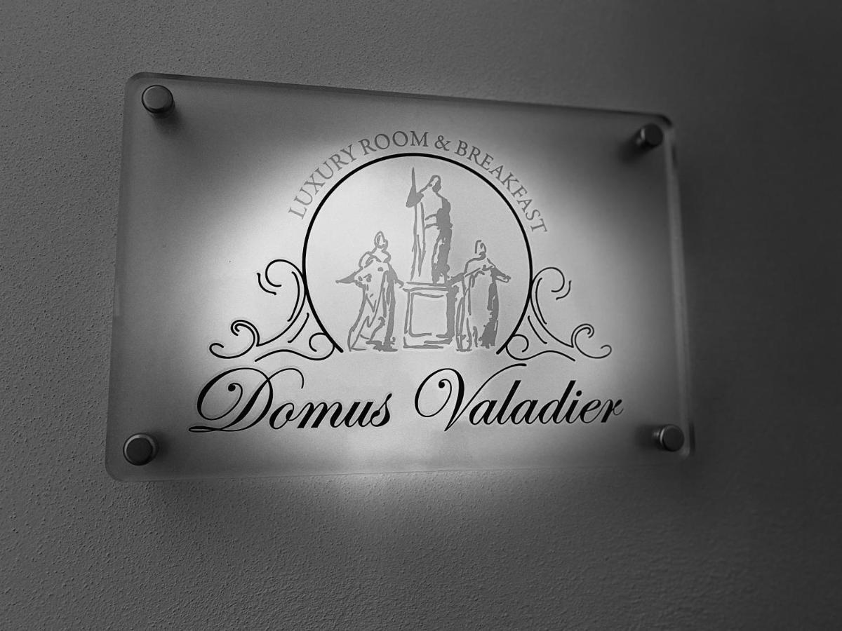 Domus Valadier B&B Guesthouse Fiumicino Exterior foto